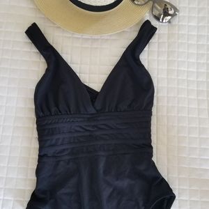 La Blanca goddess black one piece